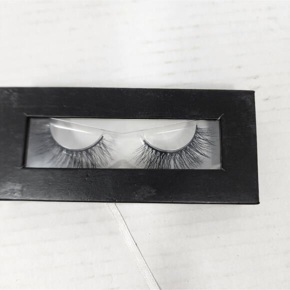 Lash Bundle of 3 Professional Easy Application Extensions Black - Picture 6 of 7